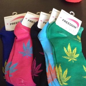 Weed socks